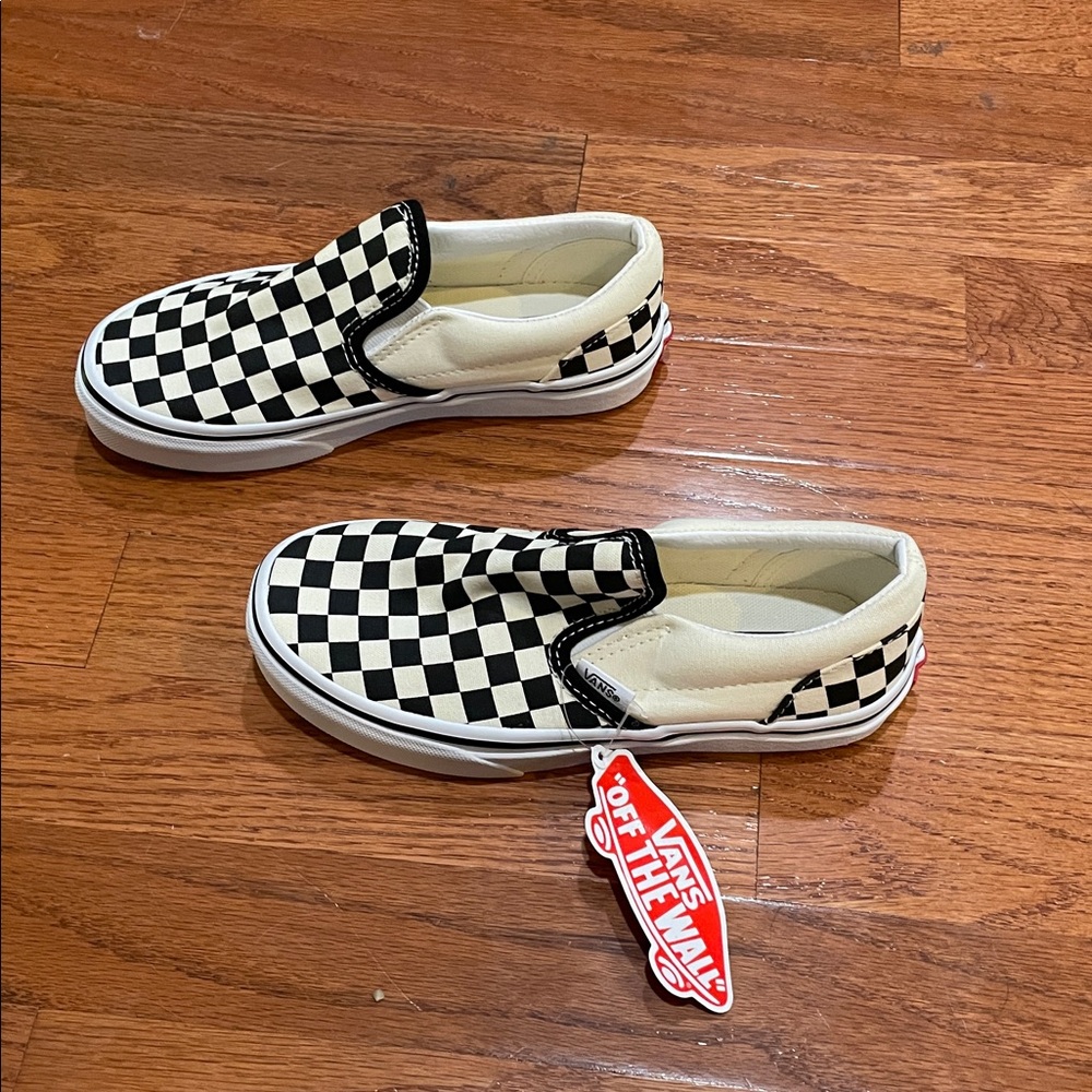 Vans Black and Cream Checkerboard Slip-Ons NWT size 2 - Picture 2 of 6